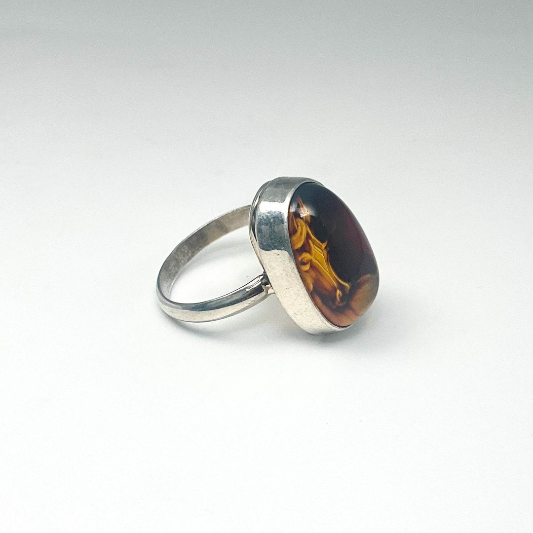 Amber Cameo Horse Ring - Rocks and Gems Canada