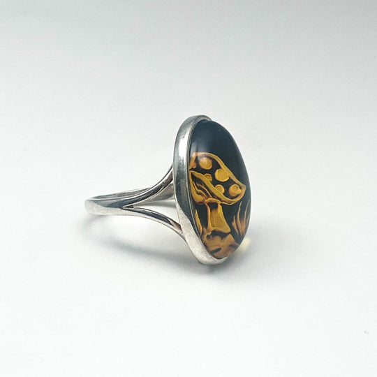 Amber Cameo Mushroom Ring - Rocks and Gems Canada