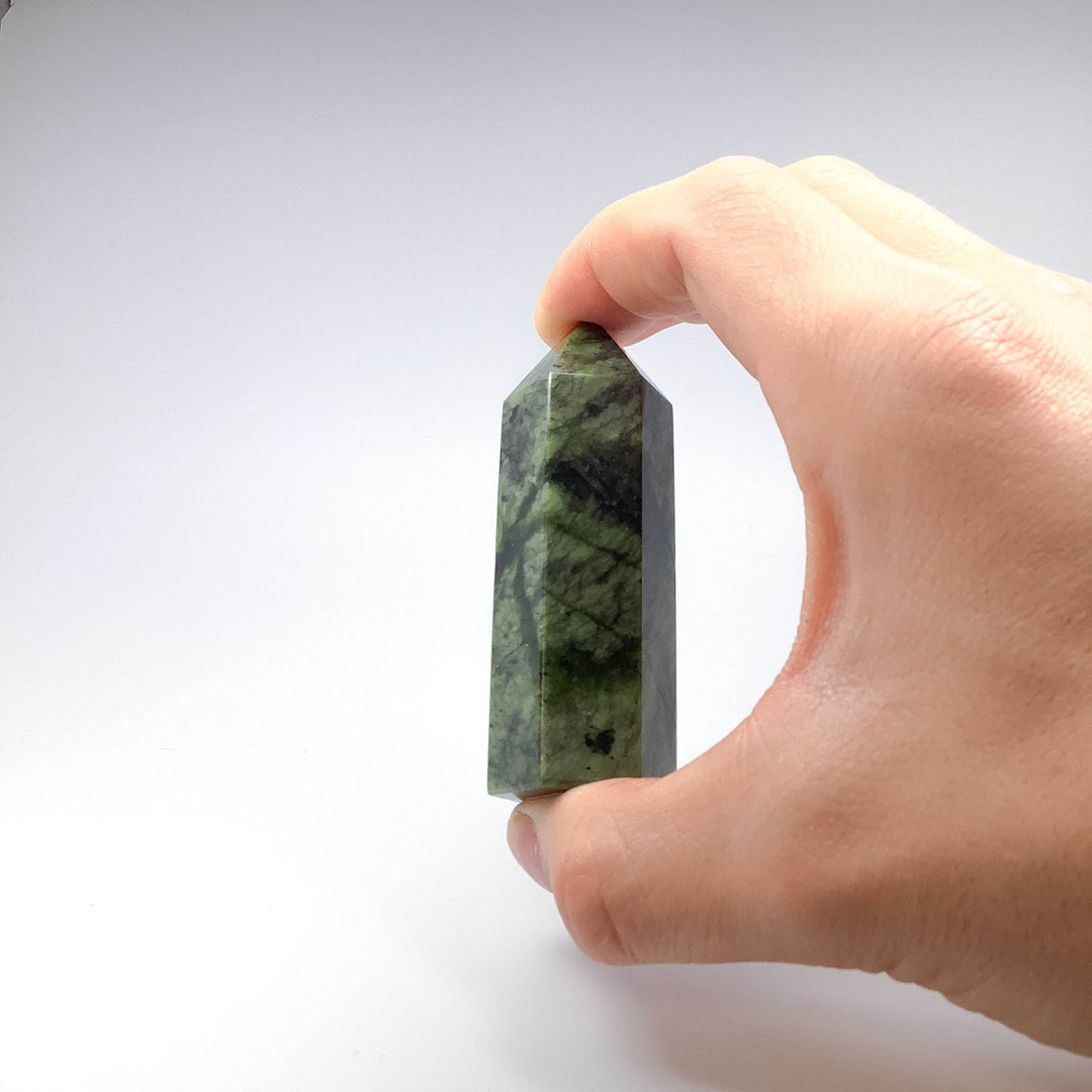 Canadian Jade Point - Rocks and Gems Canada