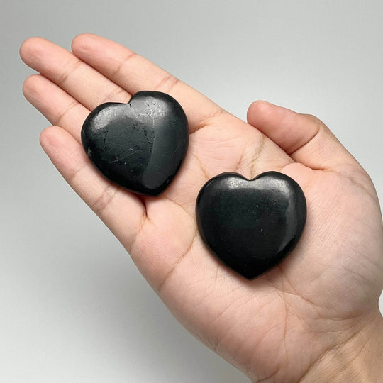 Shungite Heart - Rocks and Gems Canada