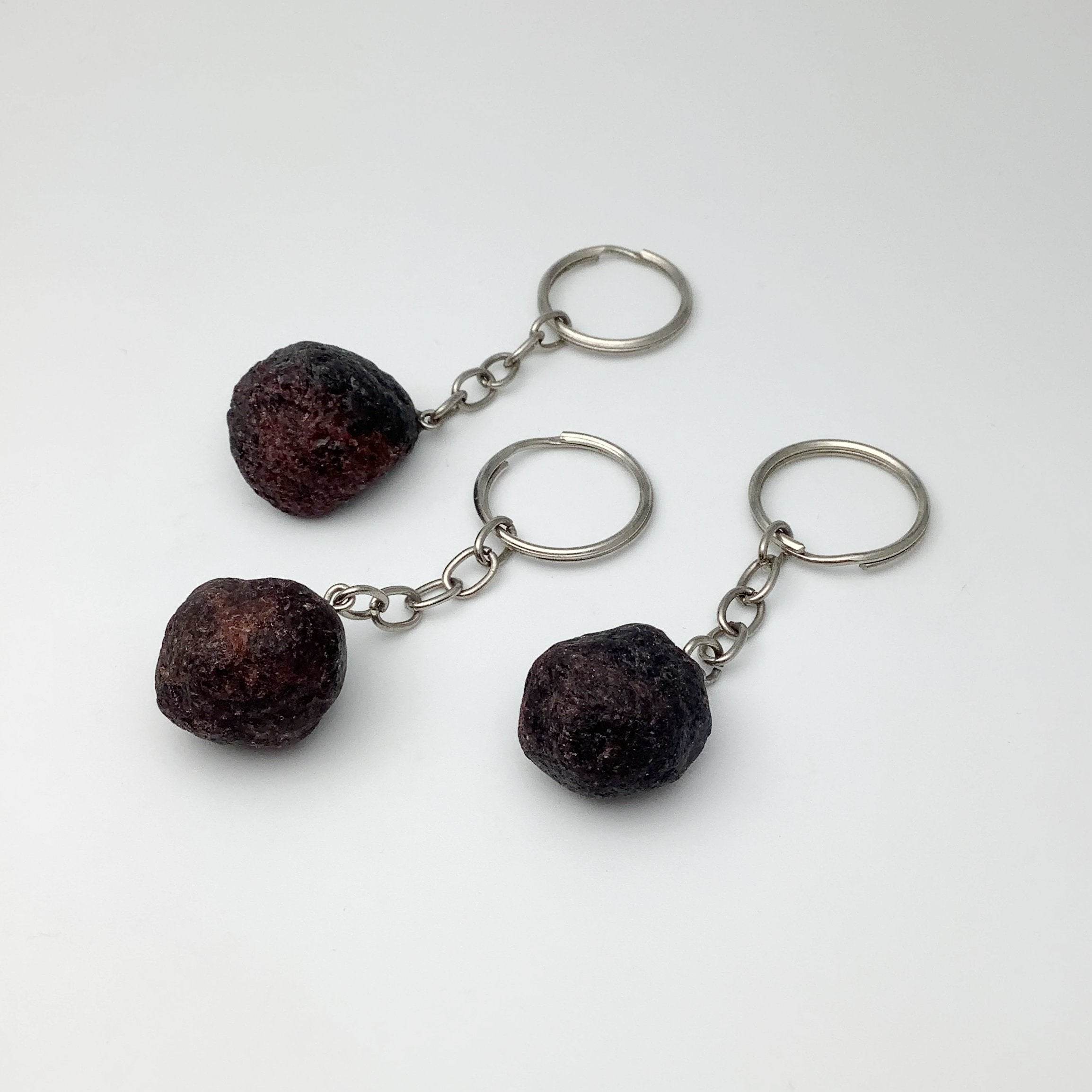 Rough Garnet Keychain - Rocks and Gems Canada