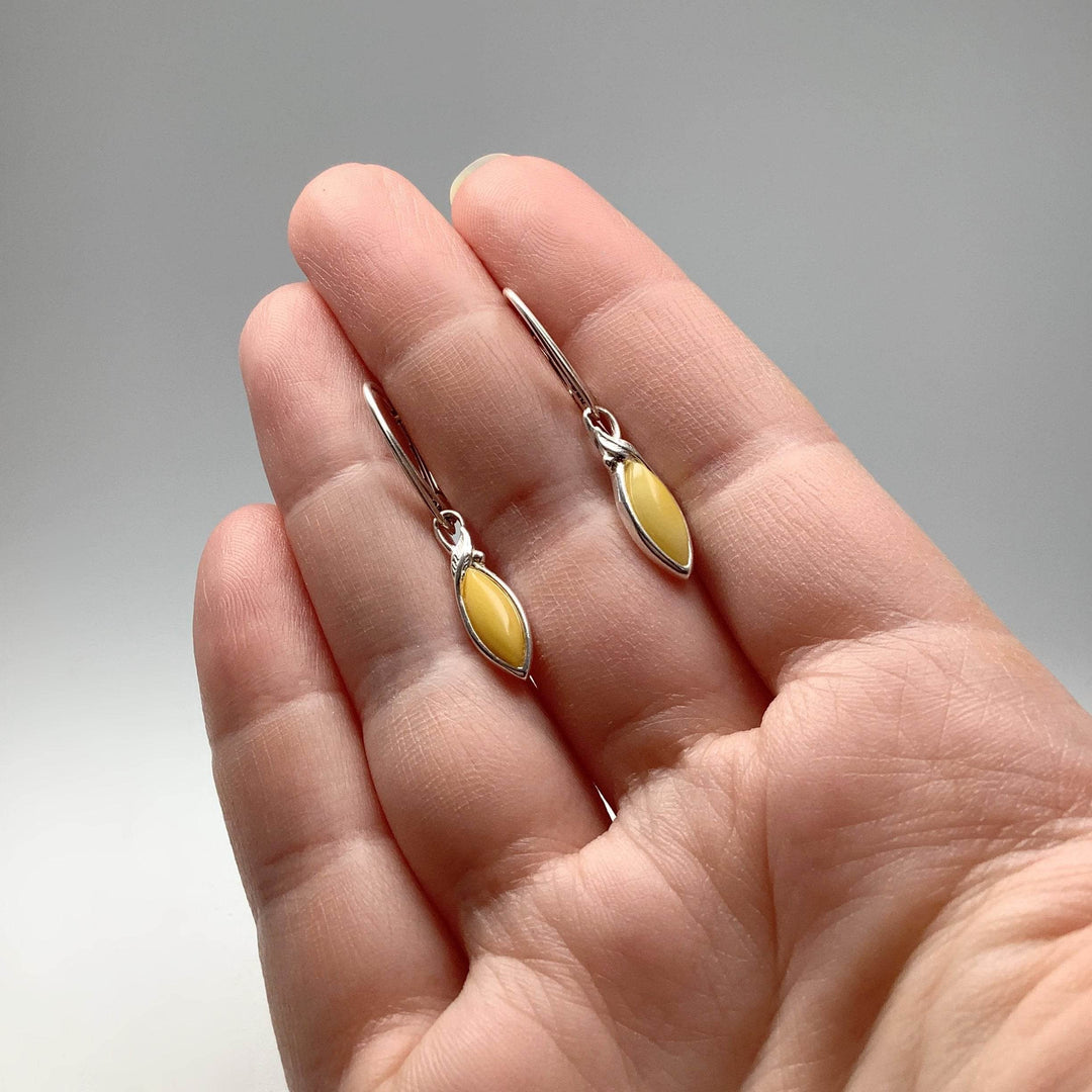 Butterscotch Amber Dangle Earrings - Rocks and Gems Canada