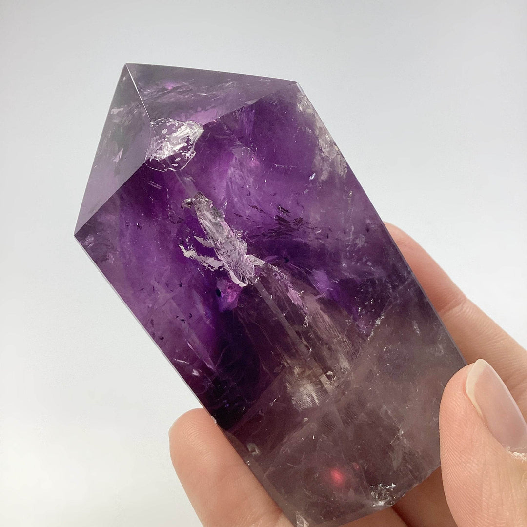Amethyst Point - Rocks and Gems Canada