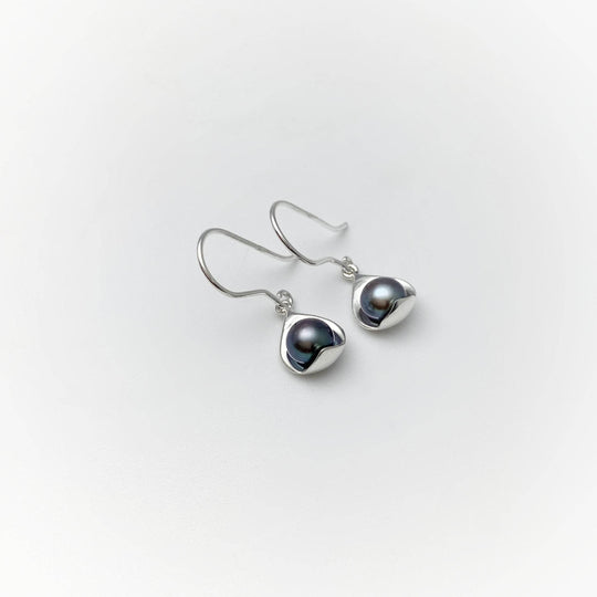 Tahitian Pearl Dangle Earrings - Rocks and Gems Canada