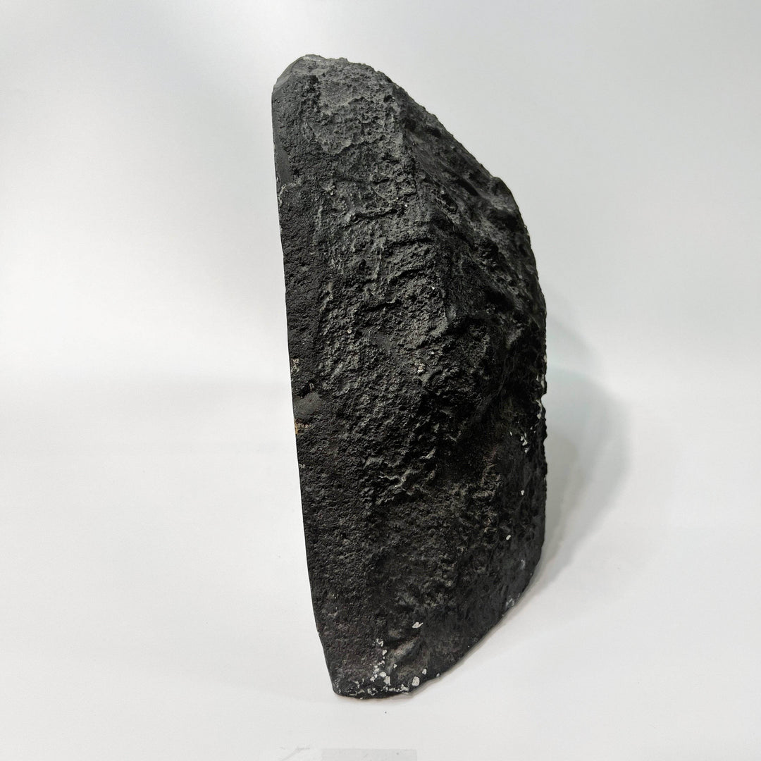 Amethyst Geode - Rocks and Gems Canada