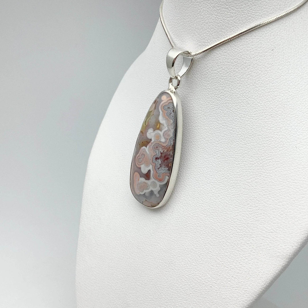 Laguna Agate Pendant - Rocks and Gems Canada