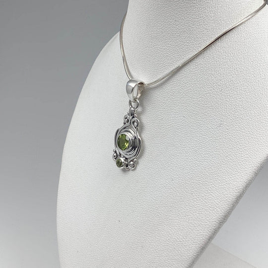 Peridot Pendant - Rocks and Gems Canada