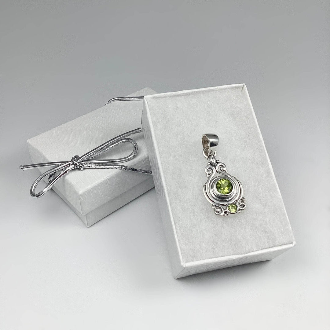 Peridot Pendant - Rocks and Gems Canada
