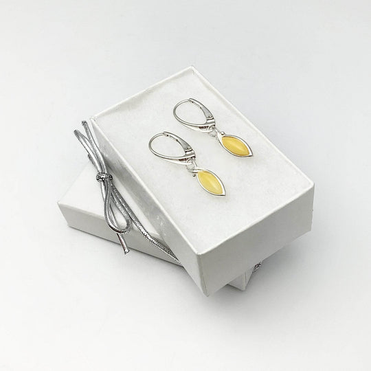 Butterscotch Amber Dangle Earrings - Rocks and Gems Canada