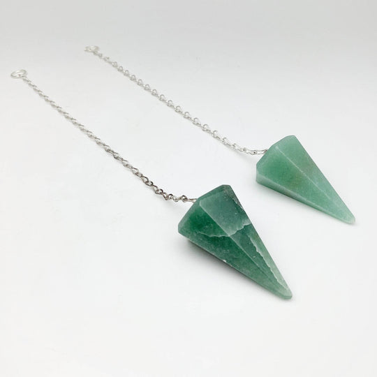 Green Aventurine Pendulum - Rocks and Gems Canada