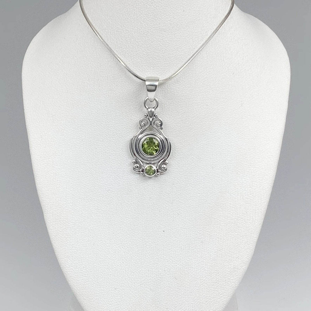 Peridot Pendant - Rocks and Gems Canada