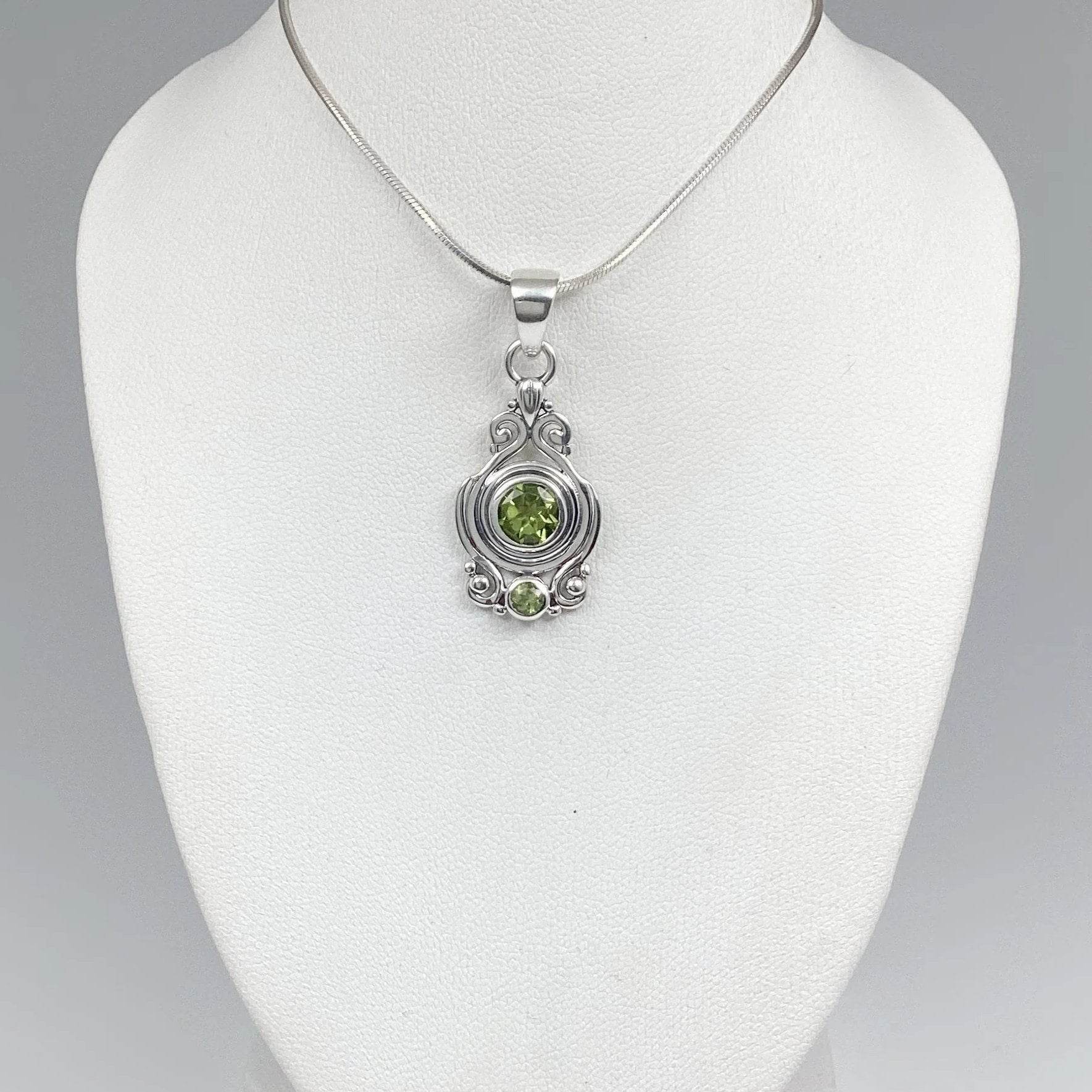Peridot Pendant - Rocks and Gems Canada