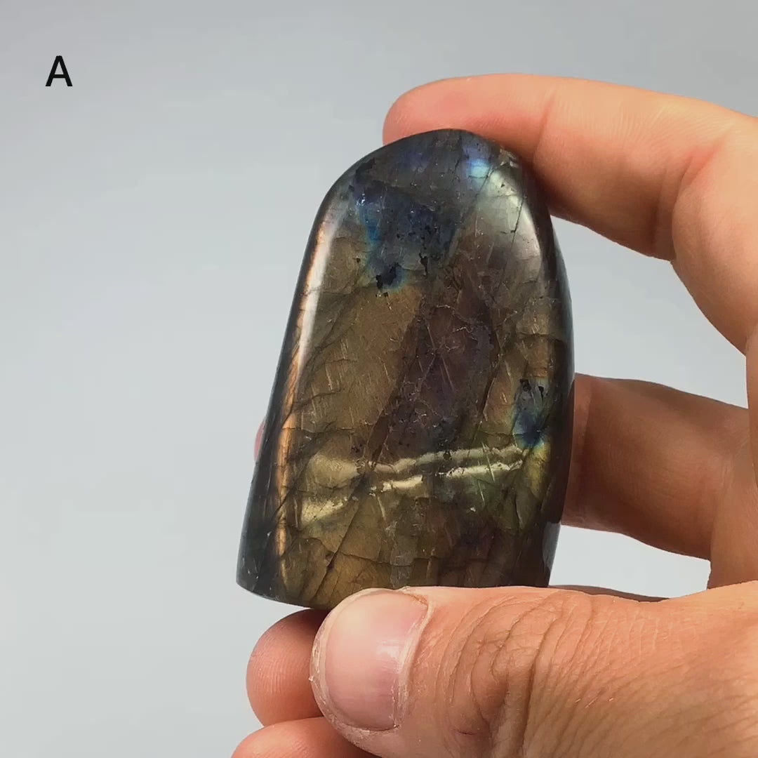 Labradorite Stand Up