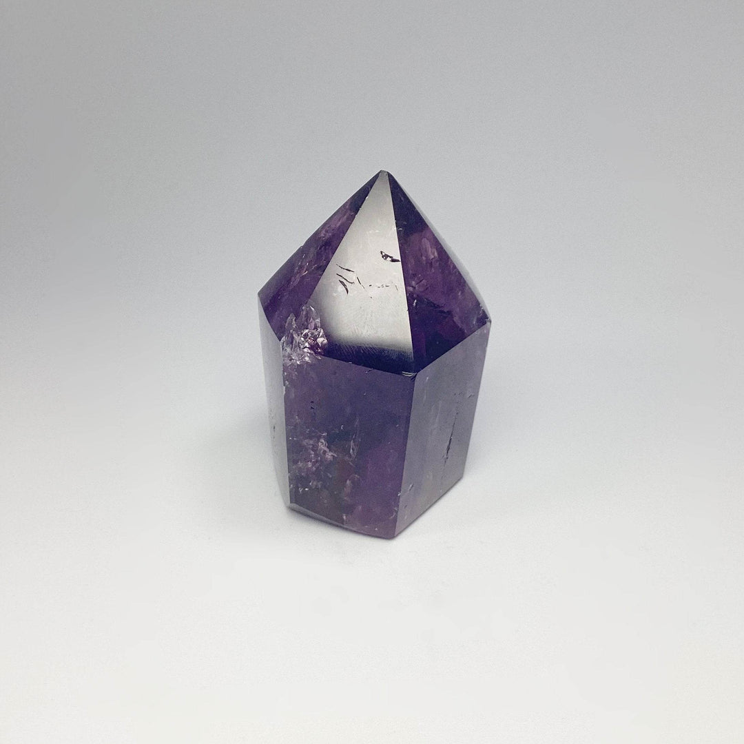 Amethyst Point - Rocks and Gems Canada