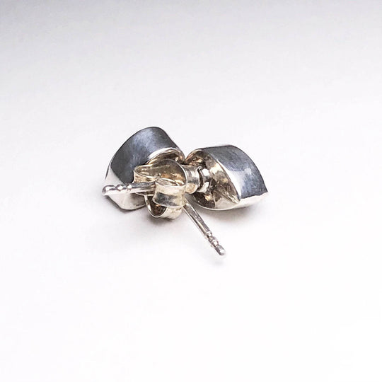 Black Onyx Stud Earrings - Rocks and Gems Canada