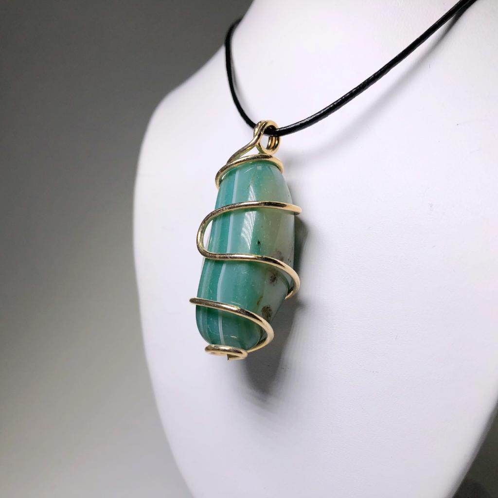 Wire Wrap Pendant - Gold Plated - Rocks and Gems Canada