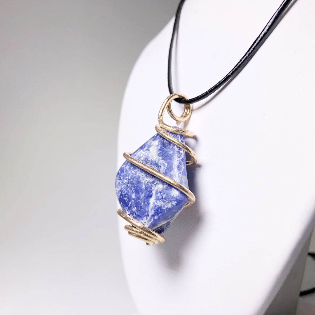 Wire Wrap Pendant - Gold Plated - Rocks and Gems Canada