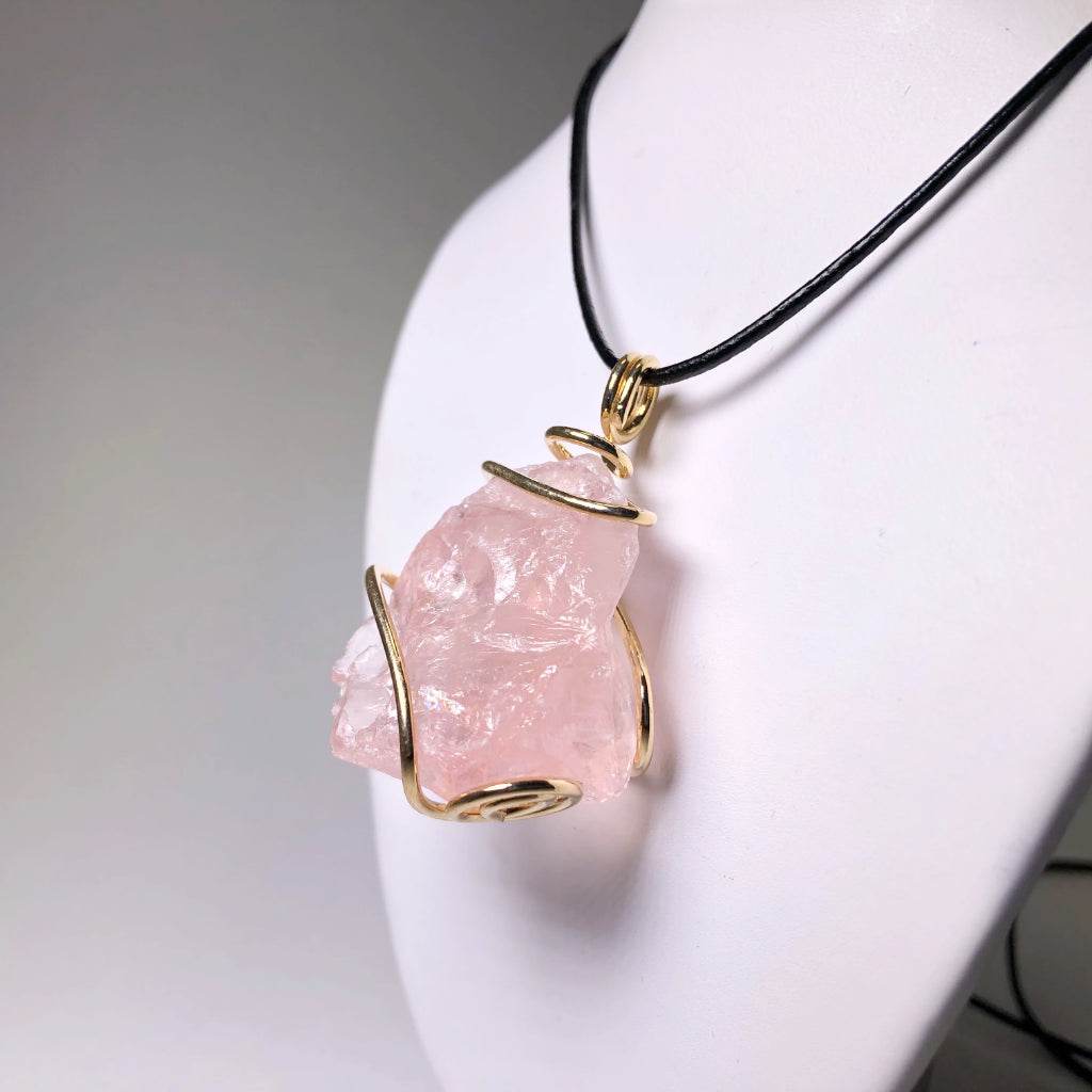 Wire Wrap Pendant - Gold Plated - Rocks and Gems Canada