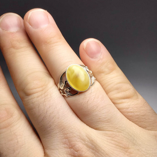 Butterscotch Amber Ring - Rocks and Gems Canada