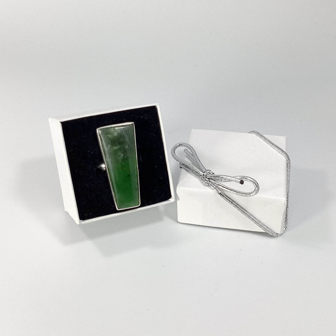 Canadian Jade Ring - Rocks and Gems Canada
