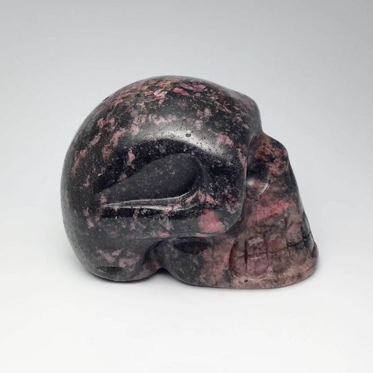 Carved Rhodonite Skull - Rocks and Gems Canada