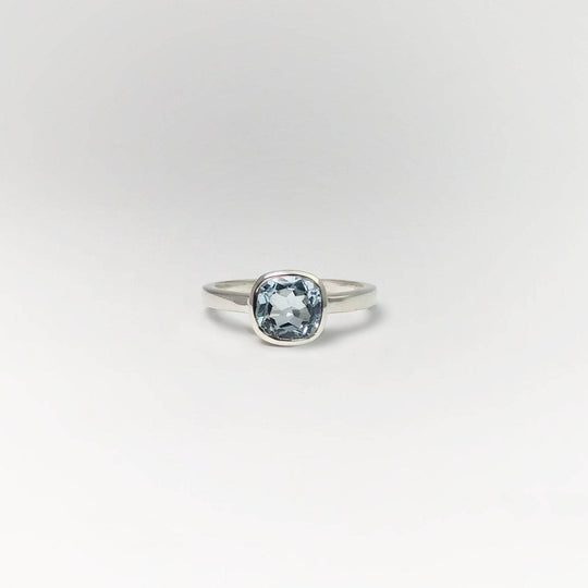 Blue Topaz Ring - Rocks and Gems Canada