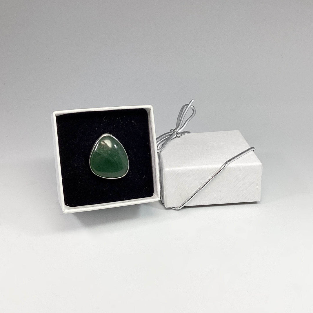 Canadian Jade Ring - Rocks and Gems Canada