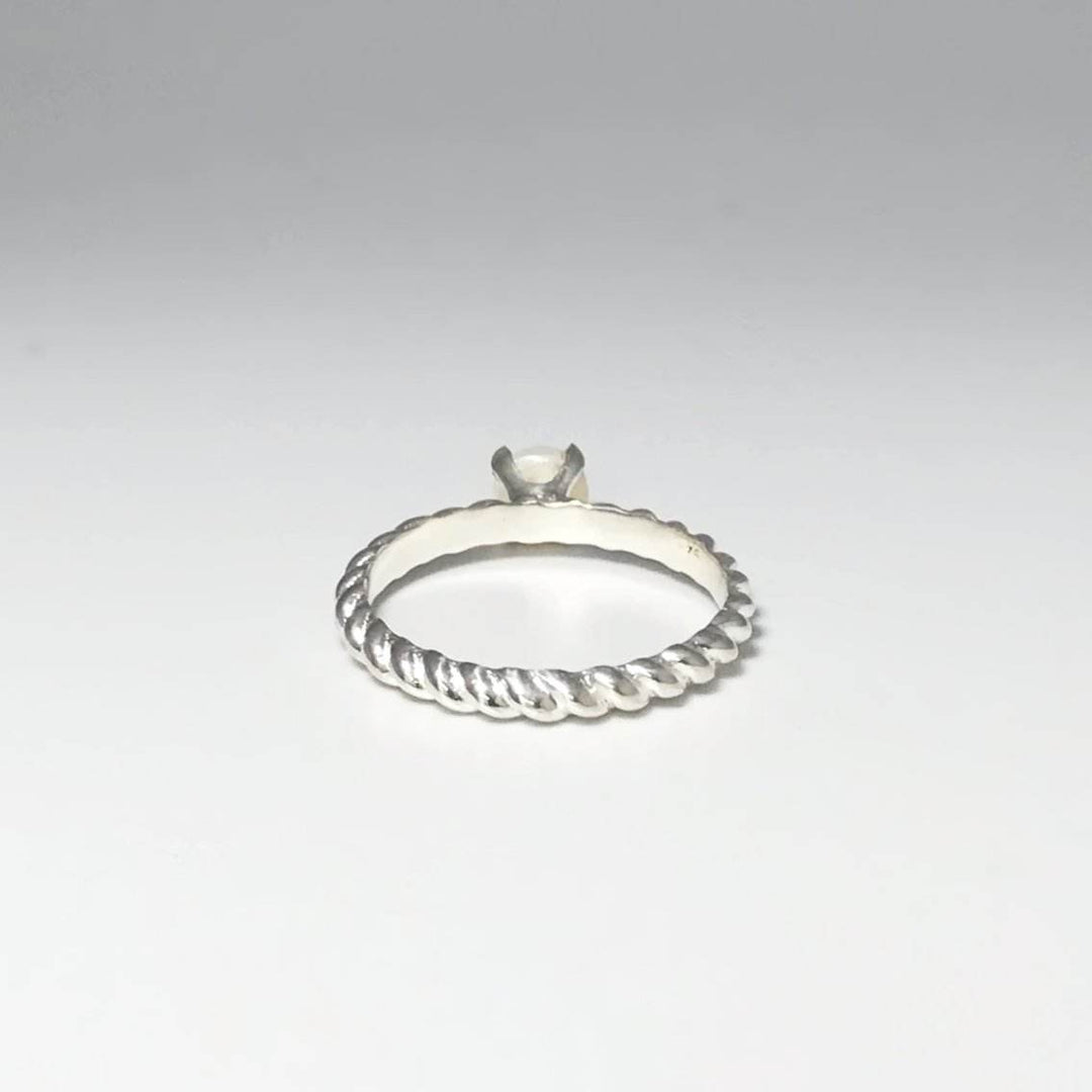Freshwater Pearl Ring - Rocks and Gems Canada