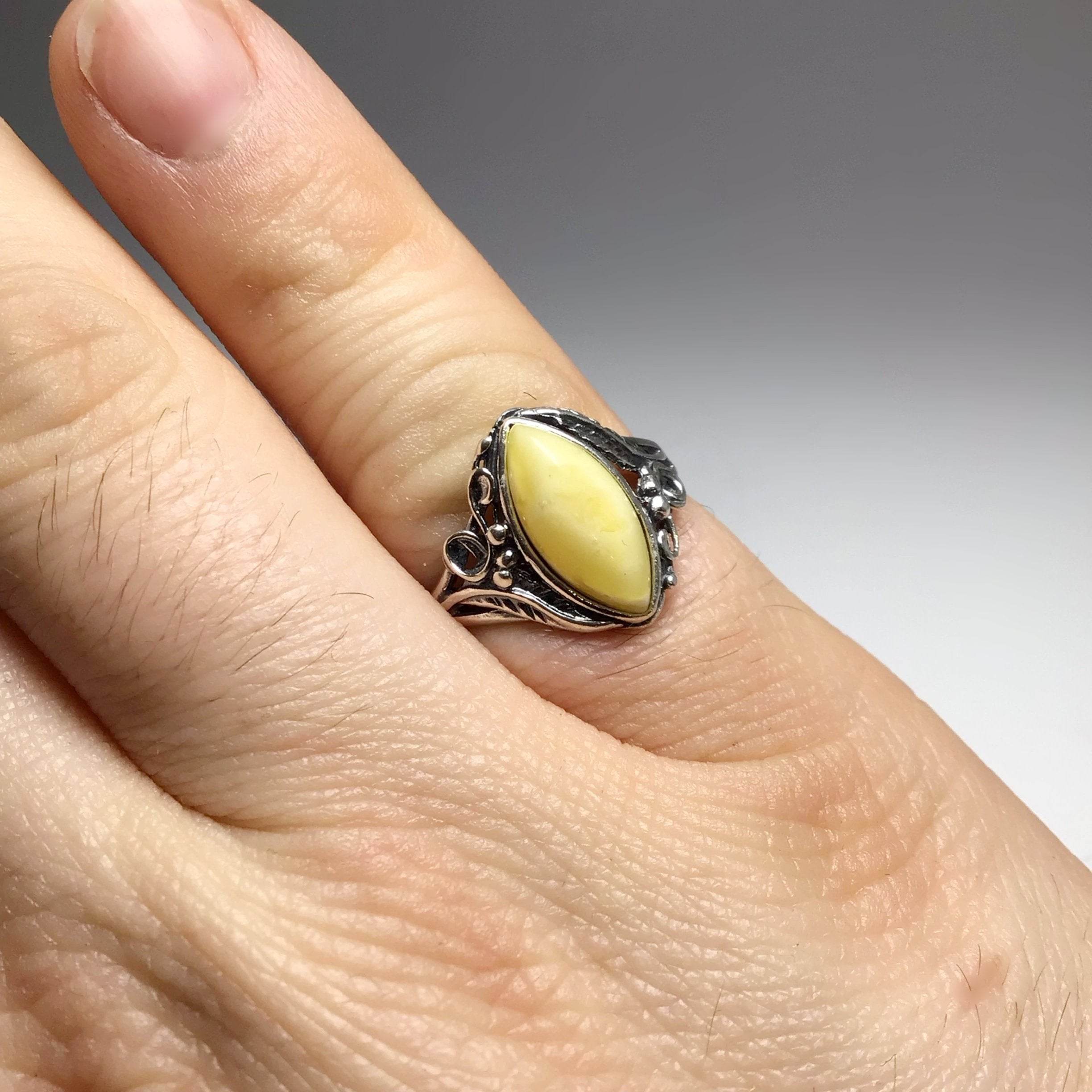 Butterscotch Amber Ring - Rocks and Gems Canada