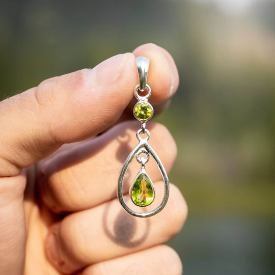 Peridot Pendant - Rocks and Gems Canada