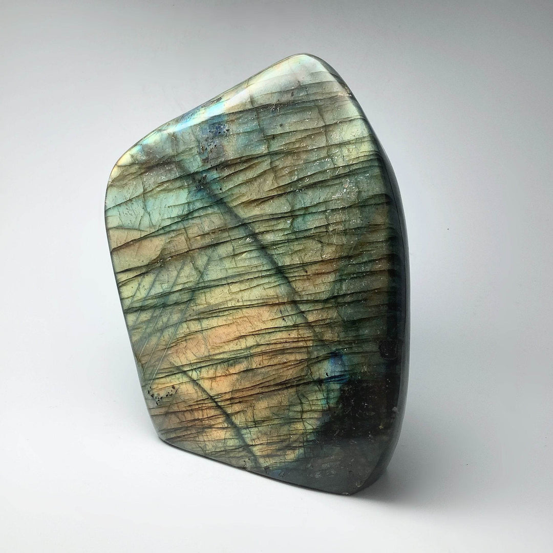 Labradorite Stand Up - Rocks and Gems Canada