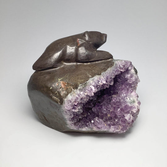 Amethyst Bear Carving - Rocks and Gems Canada