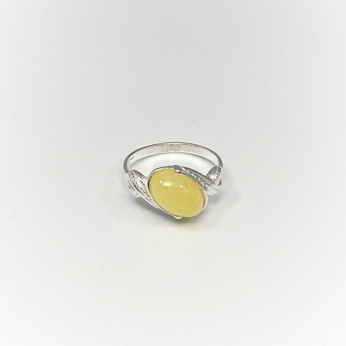 Butterscotch Amber Ring - Rocks and Gems Canada