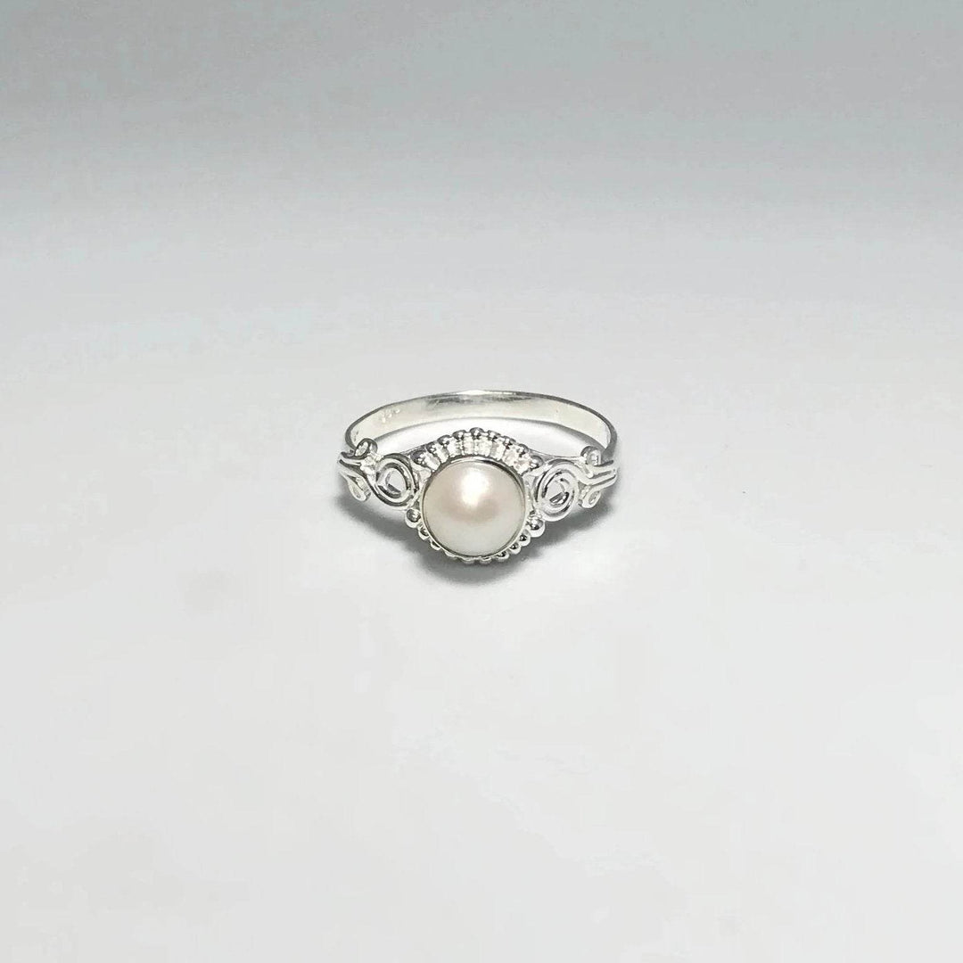 Freshwater Pearl Ring - Rocks and Gems Canada