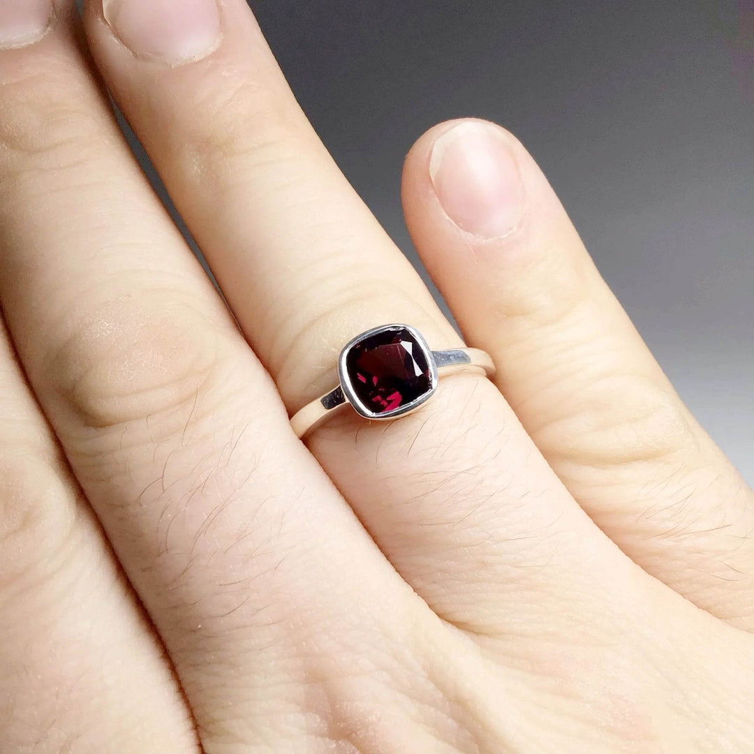 Garnet Ring - Rocks and Gems Canada