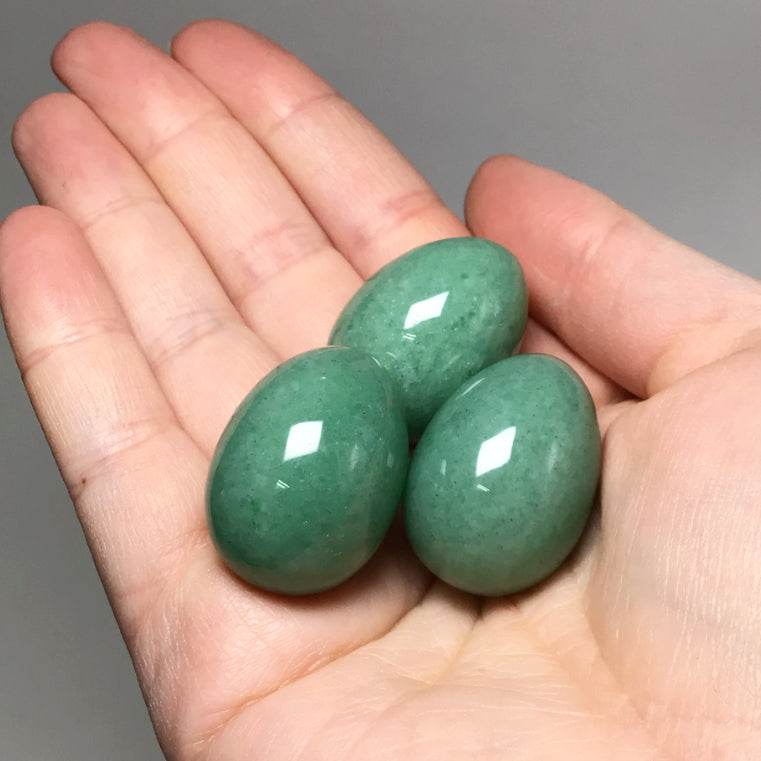 Green Aventurine Mini Egg - Rocks and Gems Canada