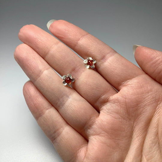 Cognac Amber Flower Stud Earrings - Rocks and Gems Canada