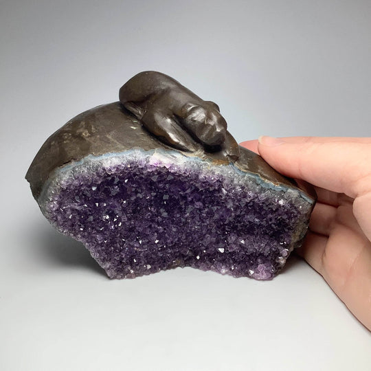 Amethyst Bear Carving - Rocks and Gems Canada