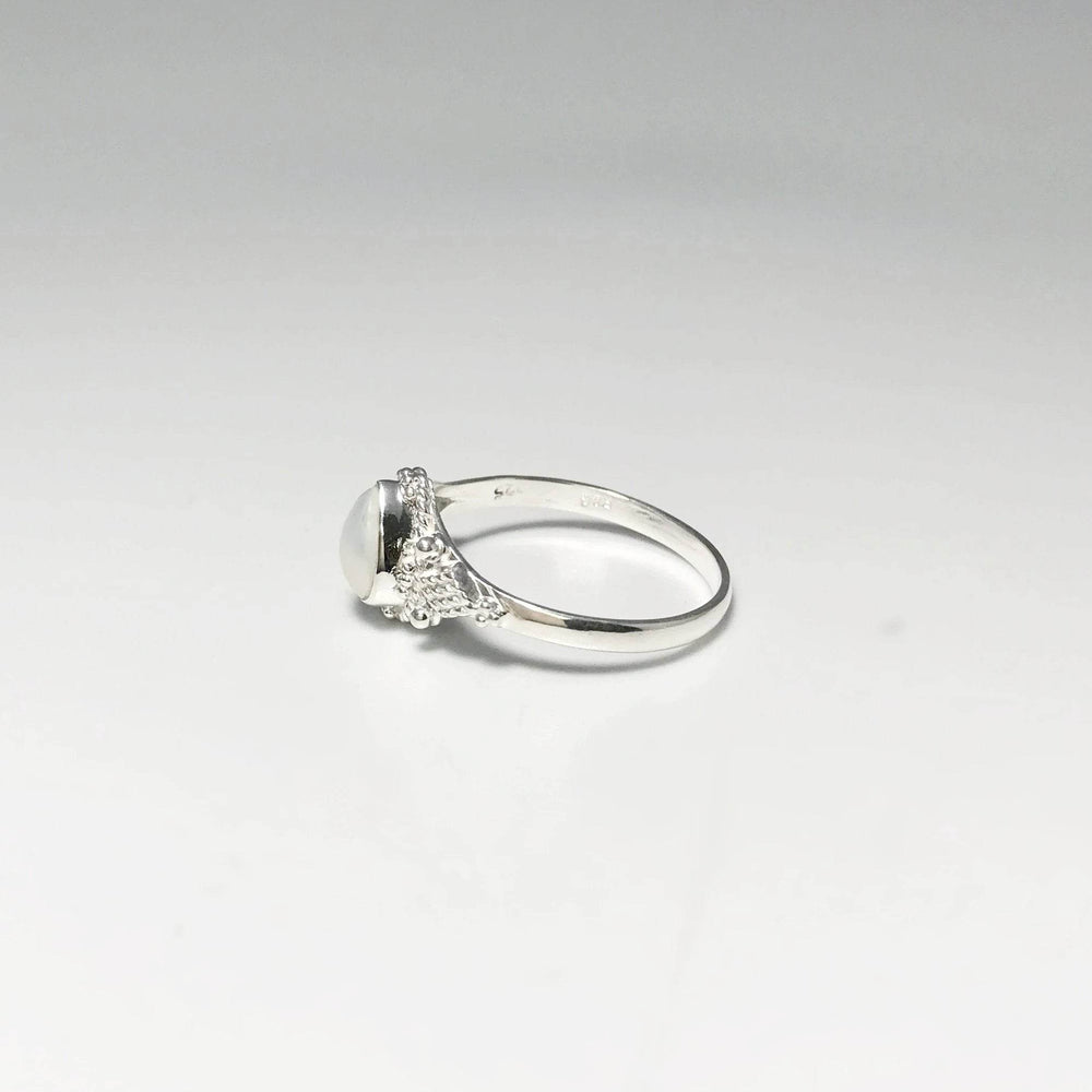 Freshwater Pearl Ring - Rocks and Gems Canada