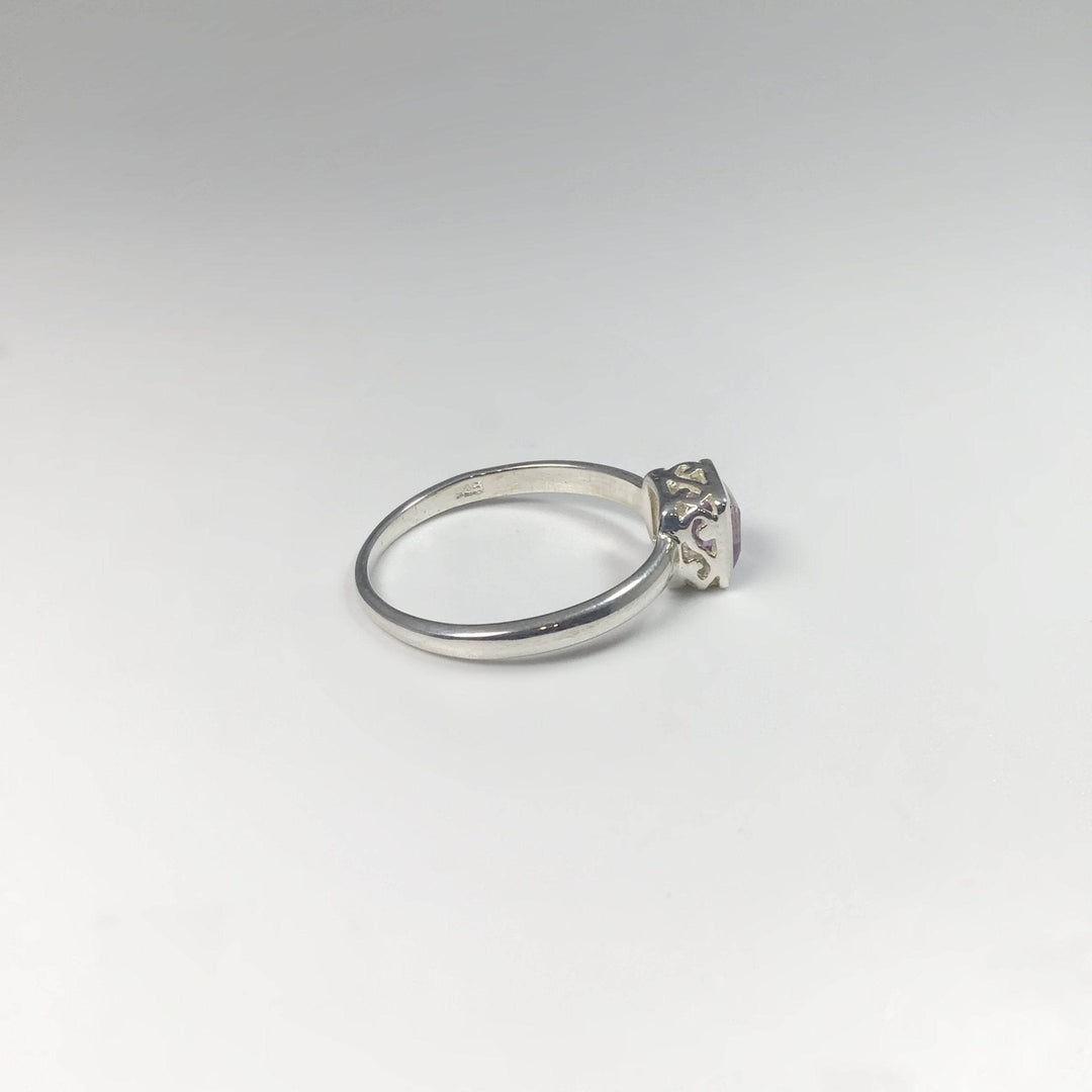 Amethyst Ring - Rocks and Gems Canada