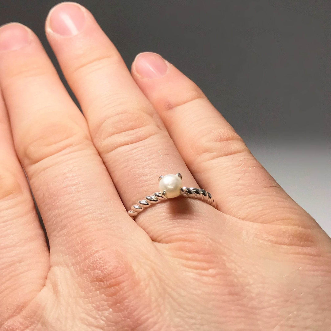 Freshwater Pearl Ring - Rocks and Gems Canada