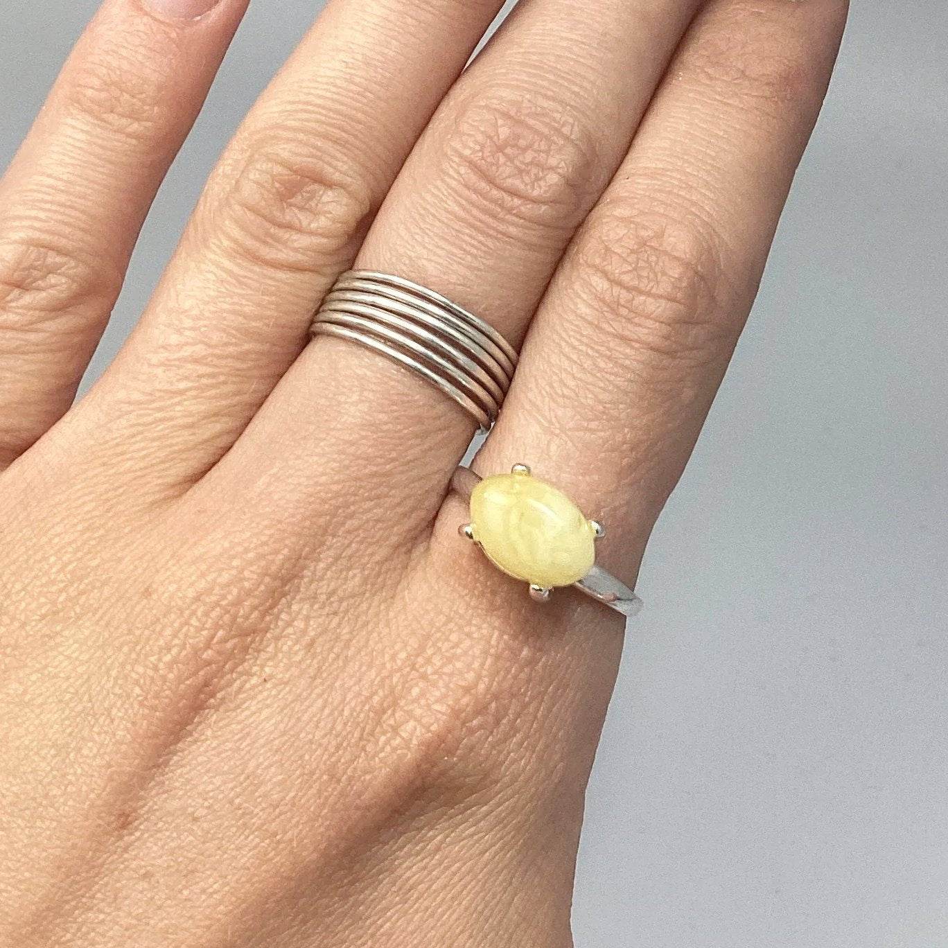 Butterscotch Amber Ring - Rocks and Gems Canada