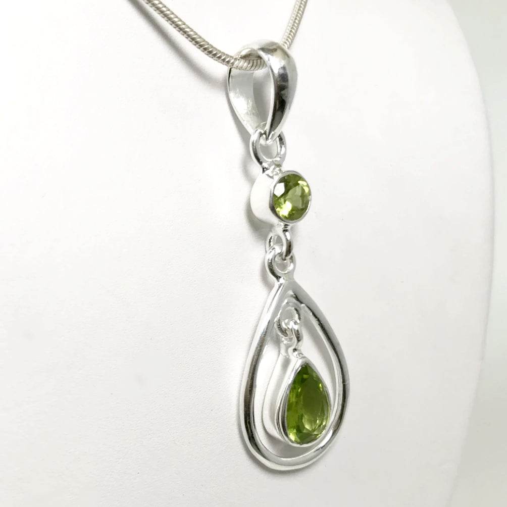 Peridot Pendant - Rocks and Gems Canada