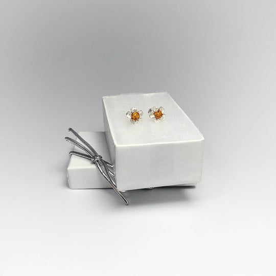 Cognac Amber Flower Stud Earrings - Rocks and Gems Canada