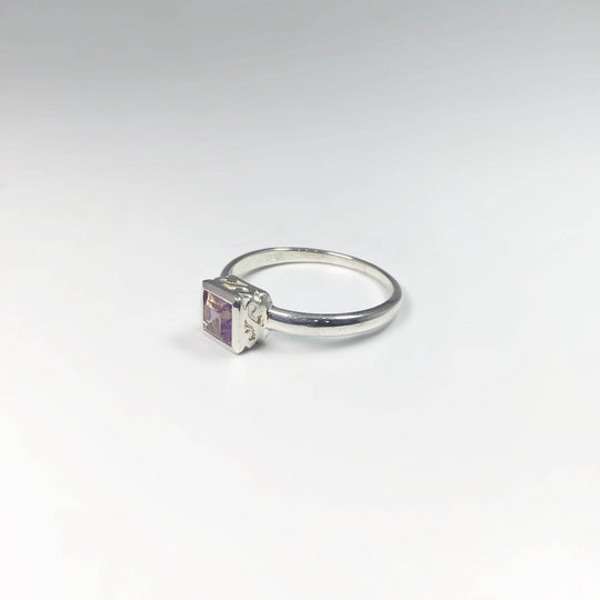Amethyst Ring - Rocks and Gems Canada
