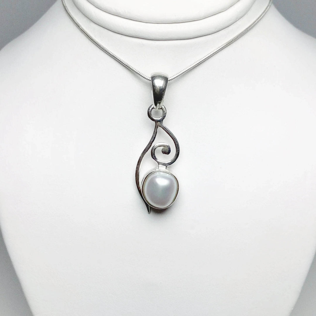 Pearl Pendant - Rocks and Gems Canada