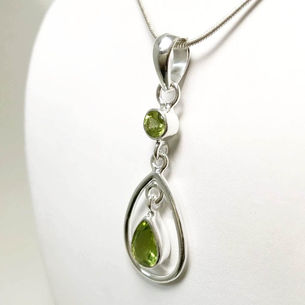 Peridot Pendant - Rocks and Gems Canada