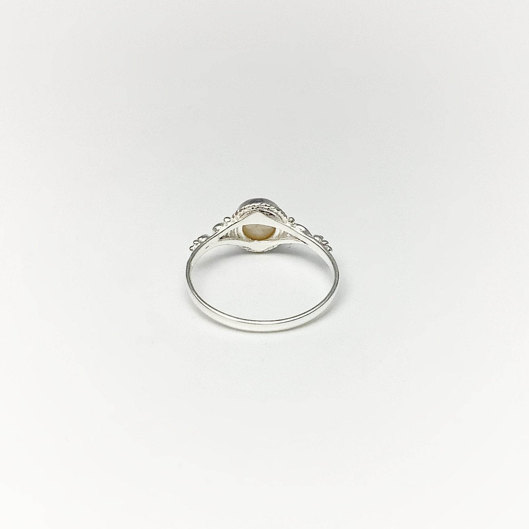 Freshwater Pearl Ring - Rocks and Gems Canada