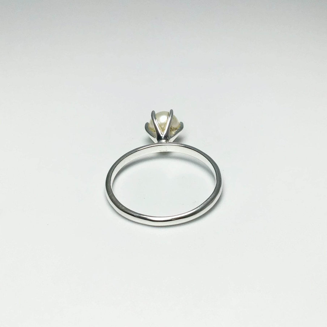 Freshwater Pearl Ring - Rocks and Gems Canada