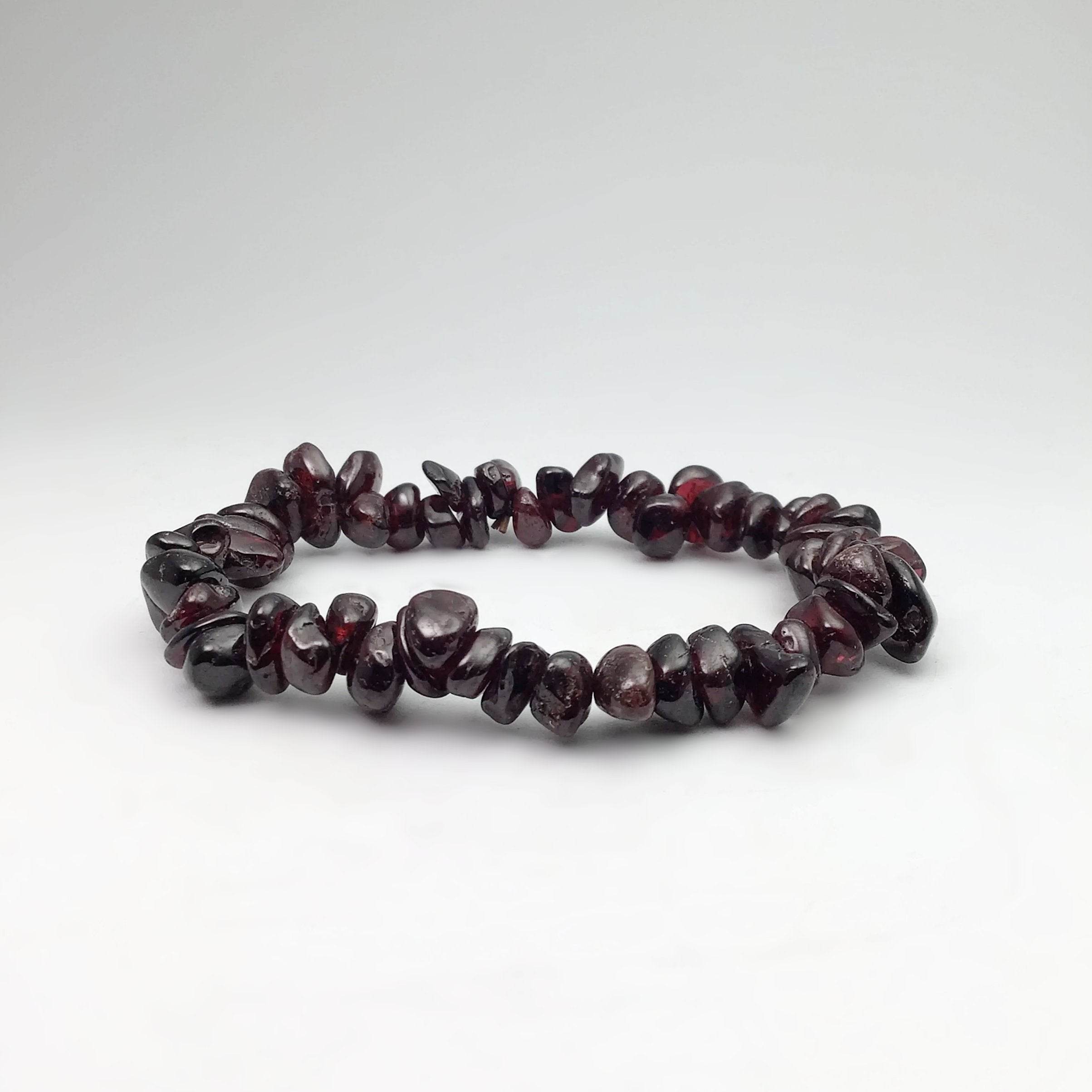 Garnet Chip Beaded Bracelet - Rocks and Gems Canada